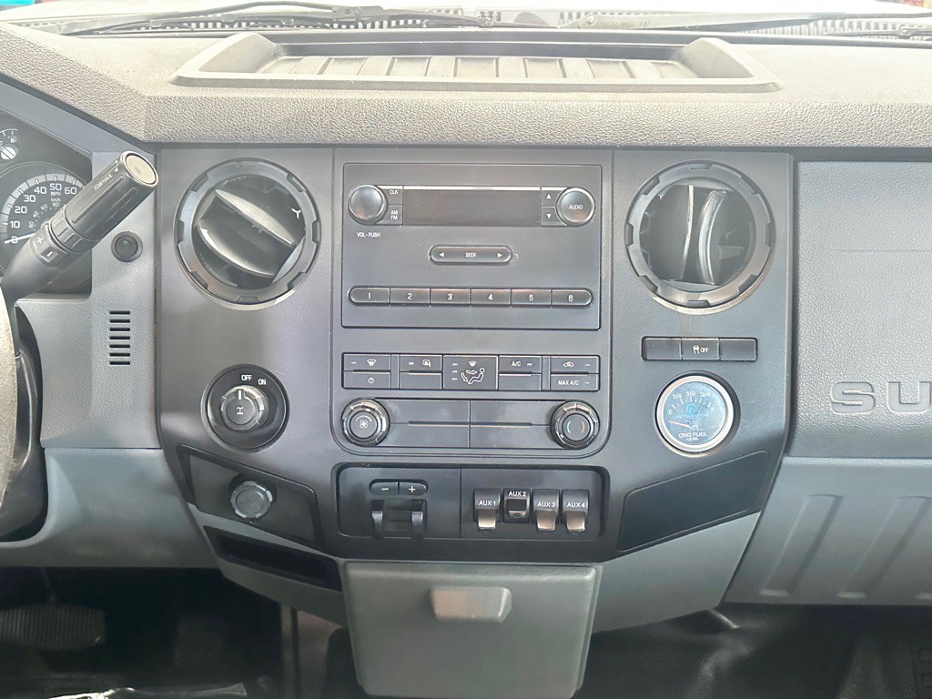 2015 Ford F-250 Image 22
