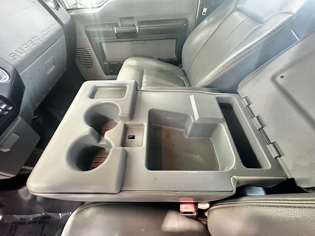 2015 Ford F-250 Image 30