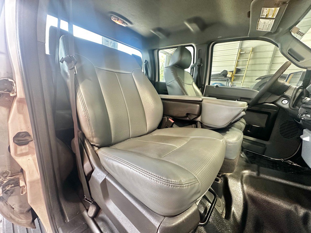 2015 Ford F-250 Image 35