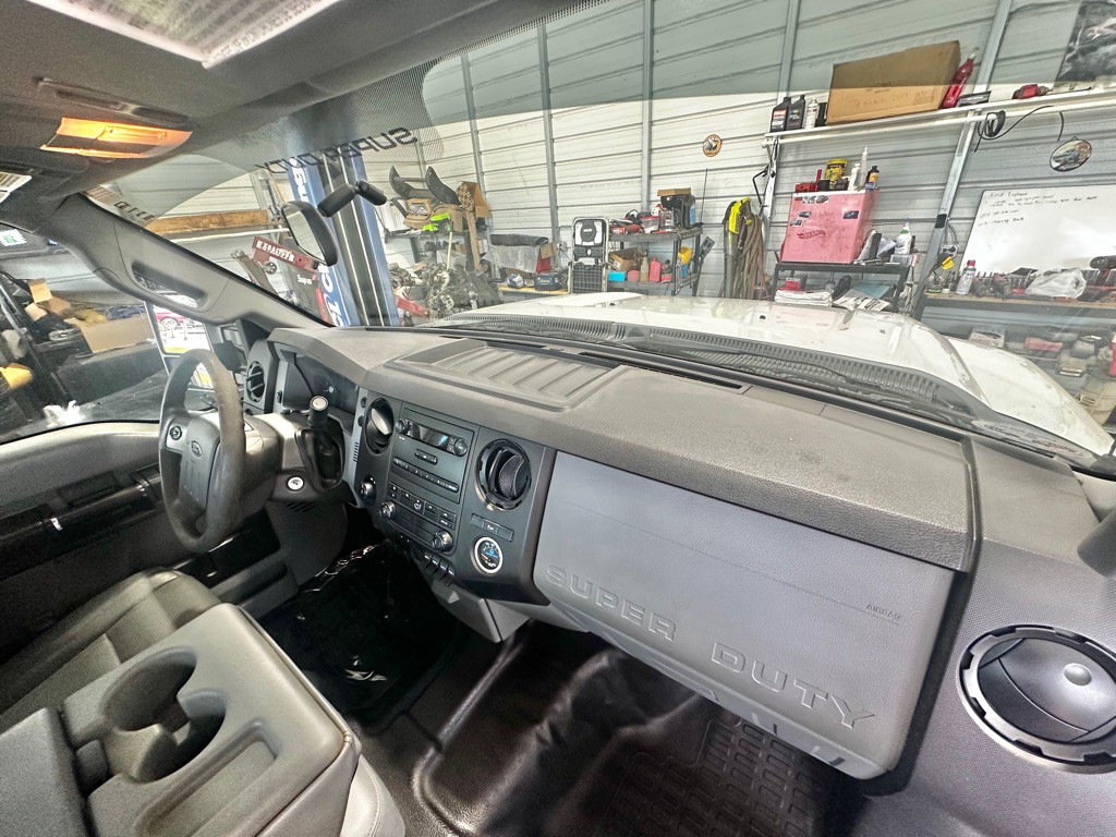 2015 Ford F-250 Image 37