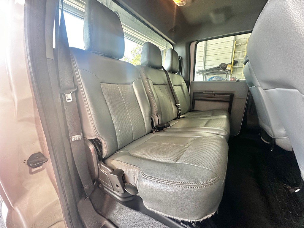 2015 Ford F-250 Image 40