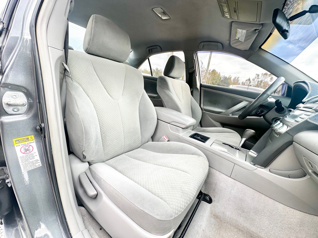 2009 Toyota Camry Image 22