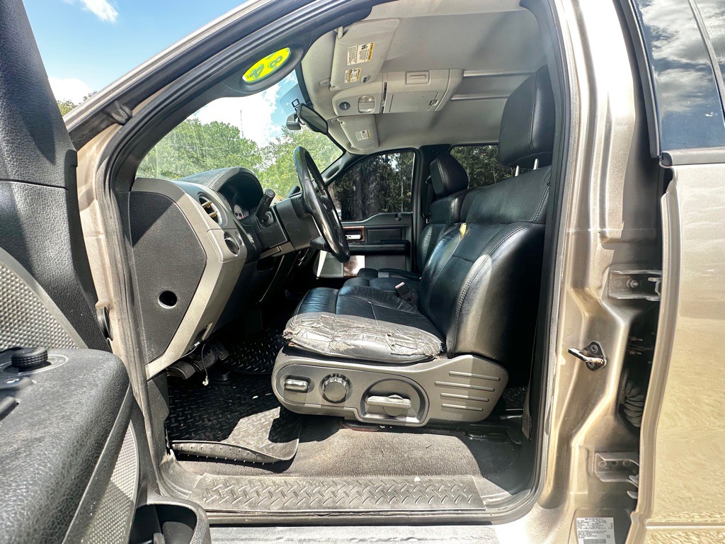 2004 Ford F-150 Image 22