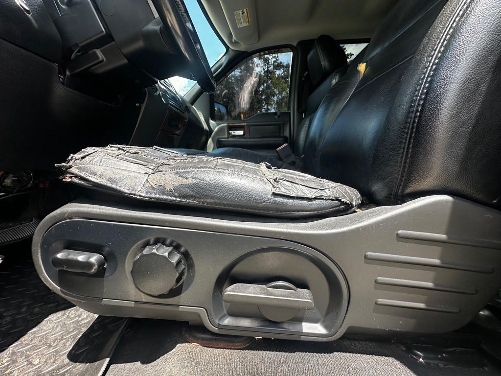 2004 Ford F-150 Image 23