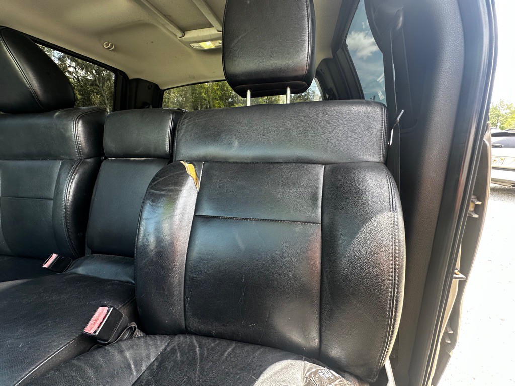 2004 Ford F-150 Image 25