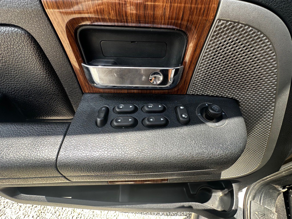 2004 Ford F-150 Image 27