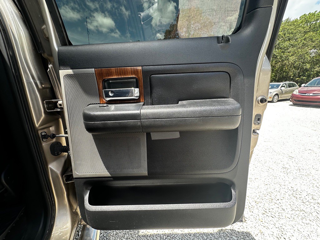 2004 Ford F-150 Image 44