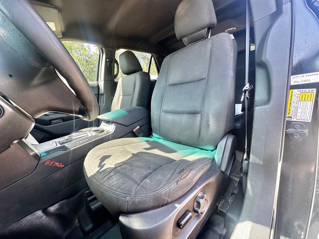 2015 Ford Explorer Image 16