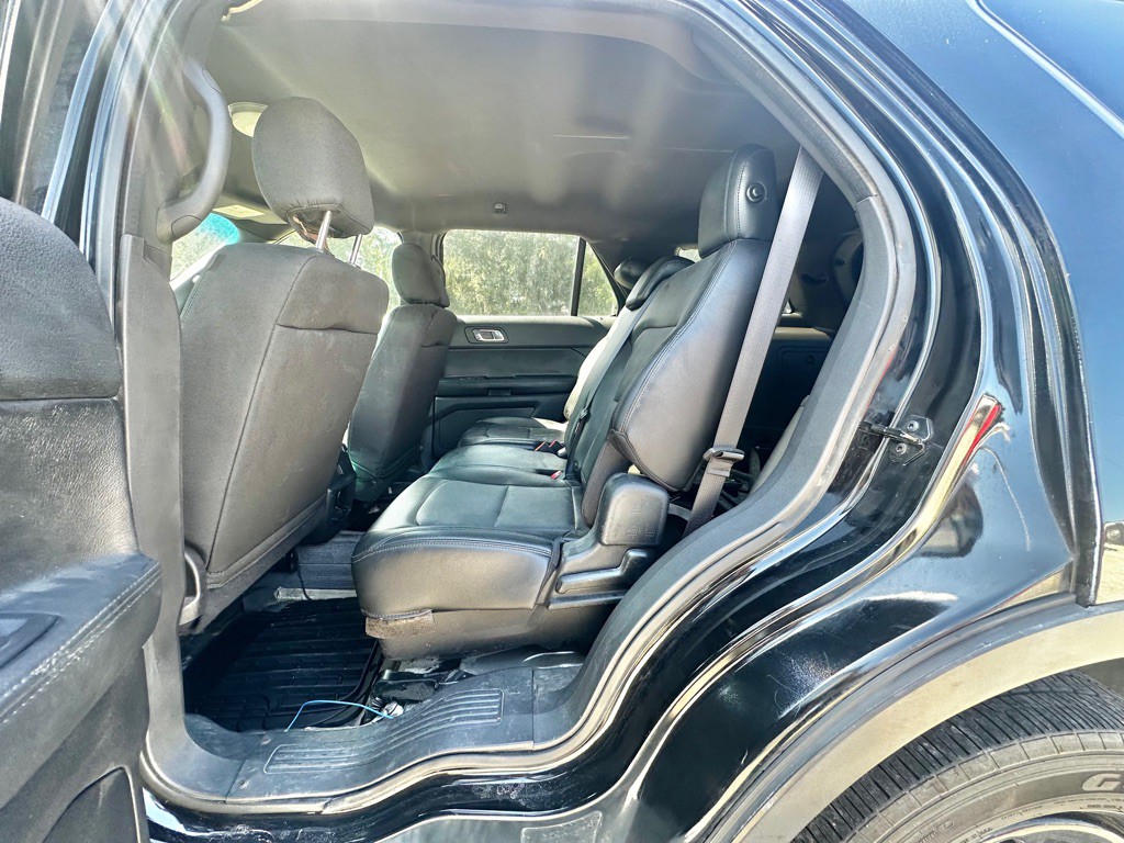 2015 Ford Explorer Image 21