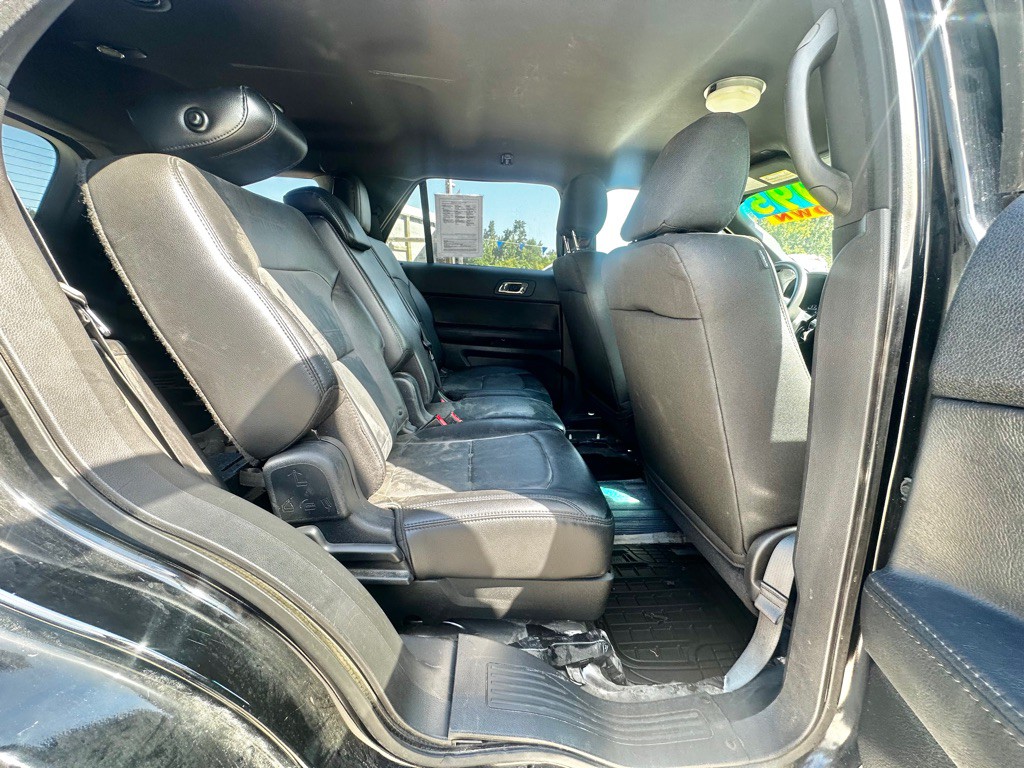 2015 Ford Explorer Image 24