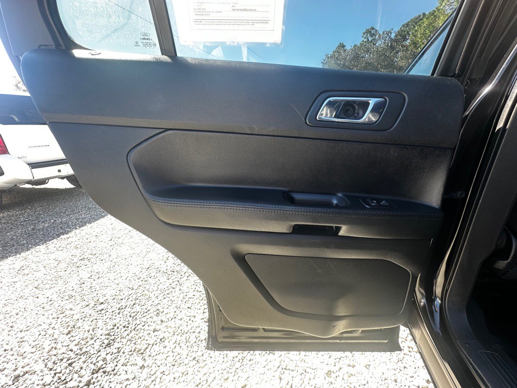 2015 Ford Explorer Image 33