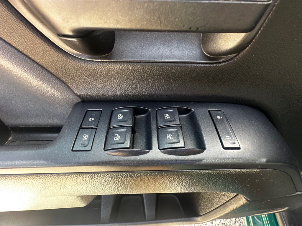 2015 Chevrolet Silverado 1500 Image 24