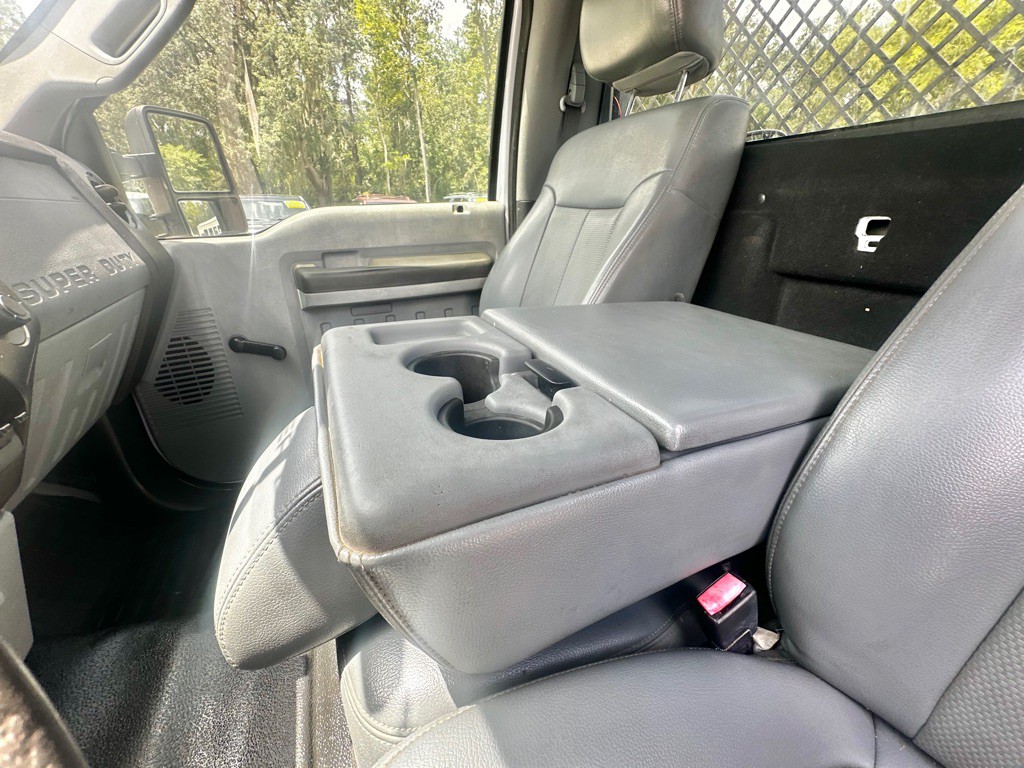 2014 Ford F-350 Image 31