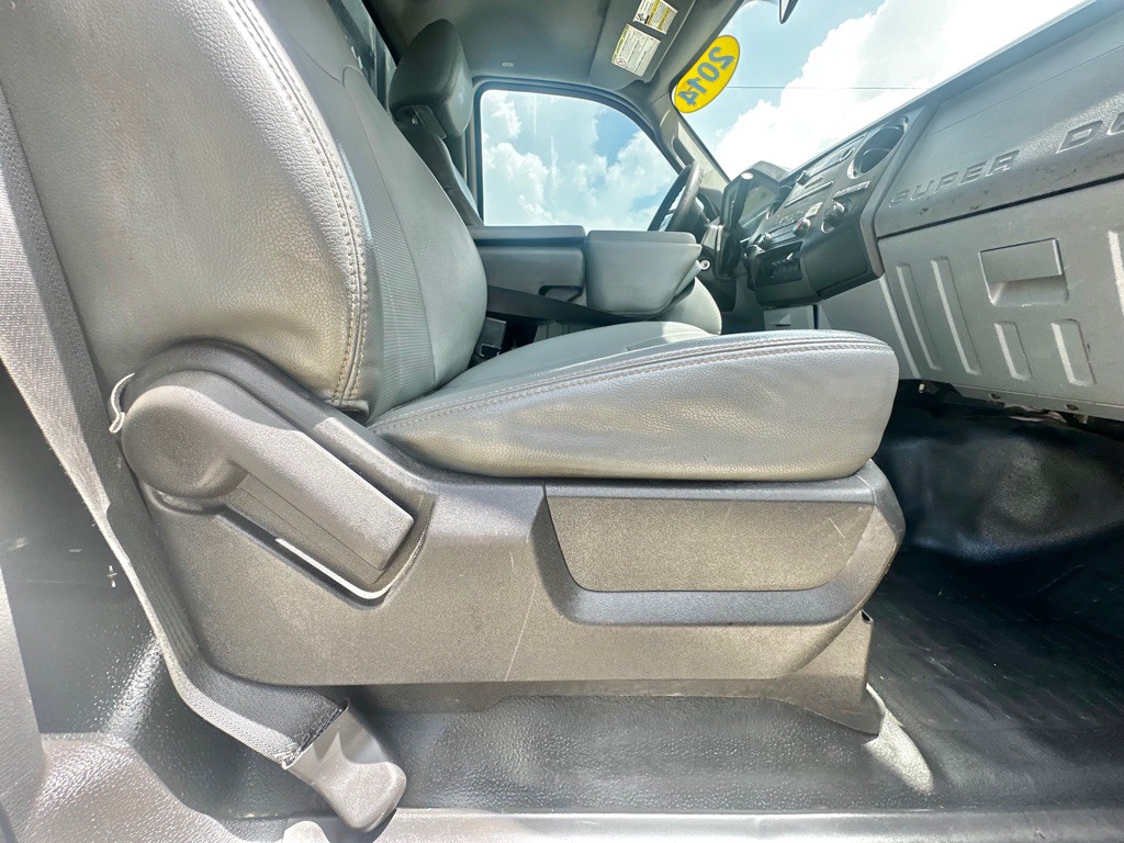 2014 Ford F-350 Image 45