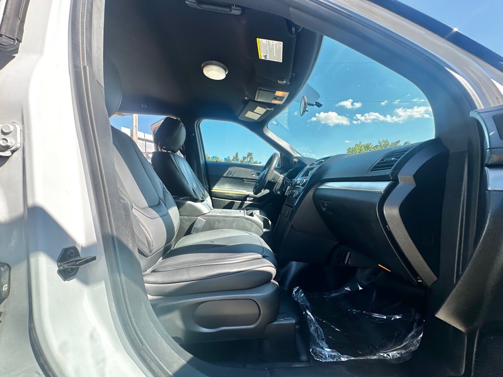 2017 Ford Explorer Image 26