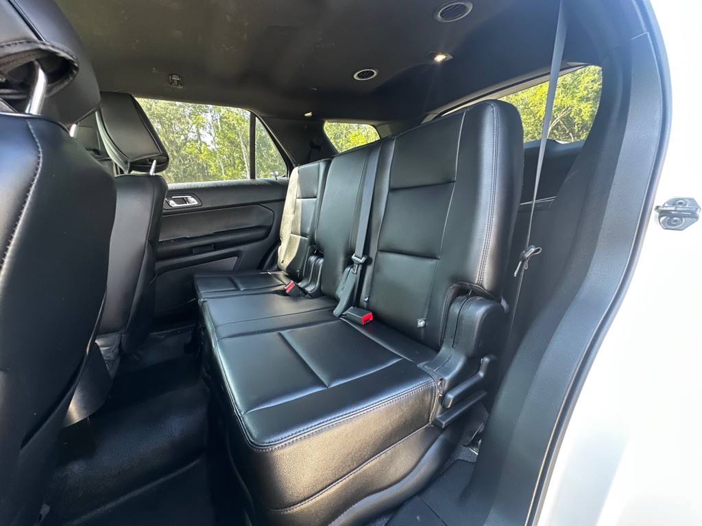 2017 Ford Explorer Image 33