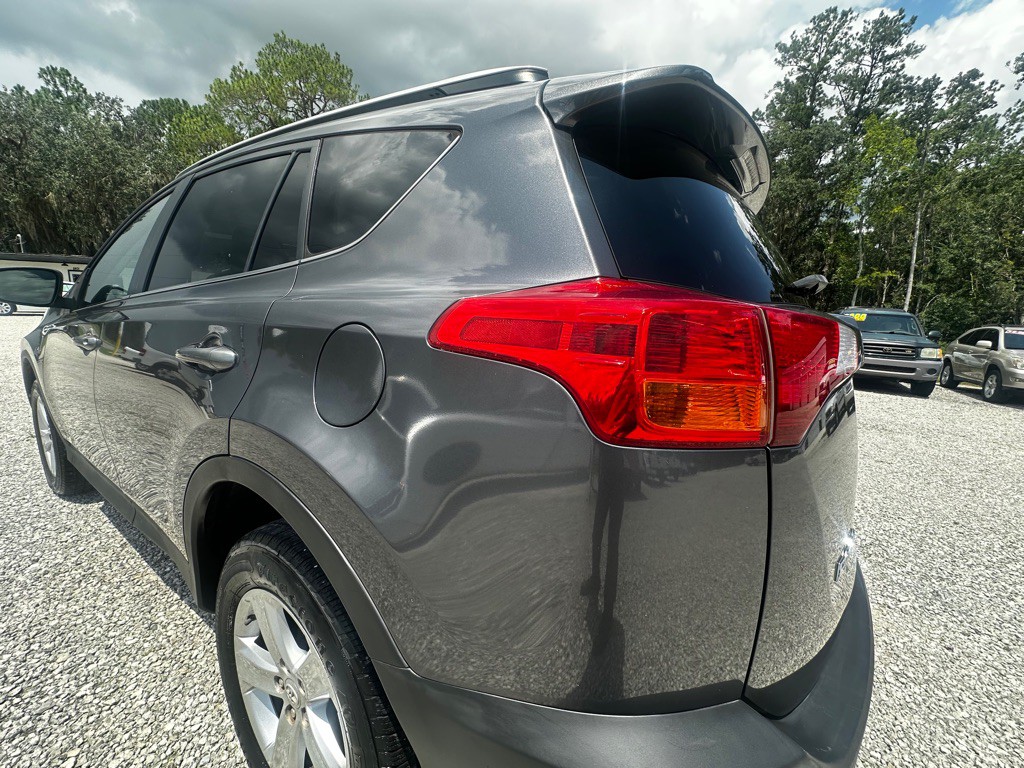 2013 Toyota Rav4 Image 10