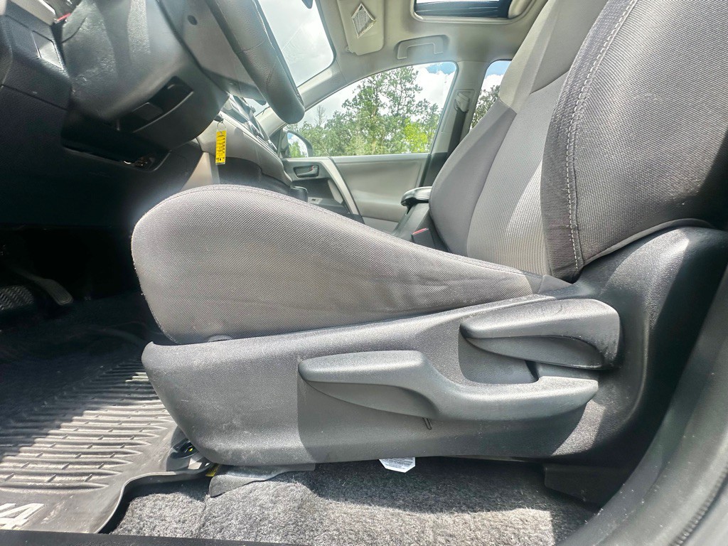 2013 Toyota Rav4 Image 25