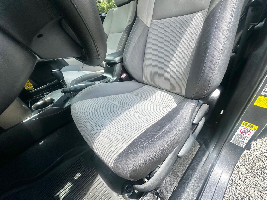 2013 Toyota Rav4 Image 26
