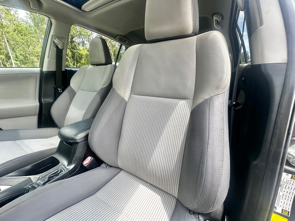 2013 Toyota Rav4 Image 27