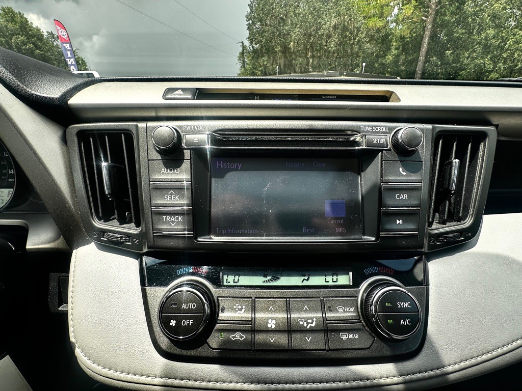 2013 Toyota Rav4 Image 38