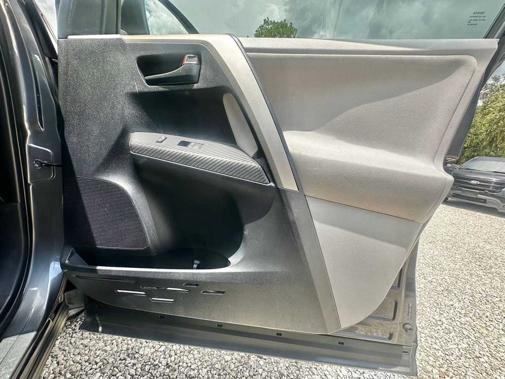 2013 Toyota Rav4 Image 46