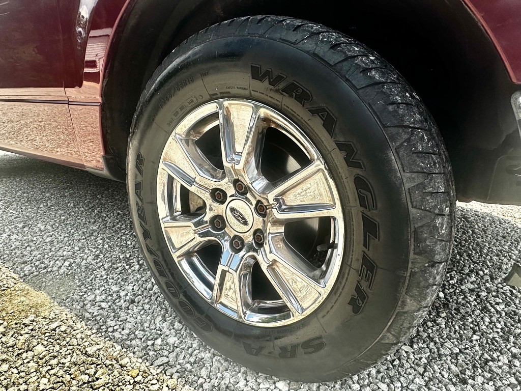 2004 Ford F-150 Image 11
