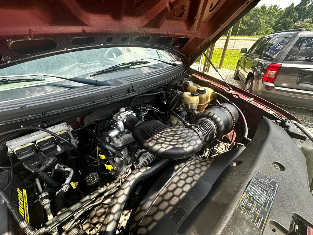 2004 Ford F-150 Image 25