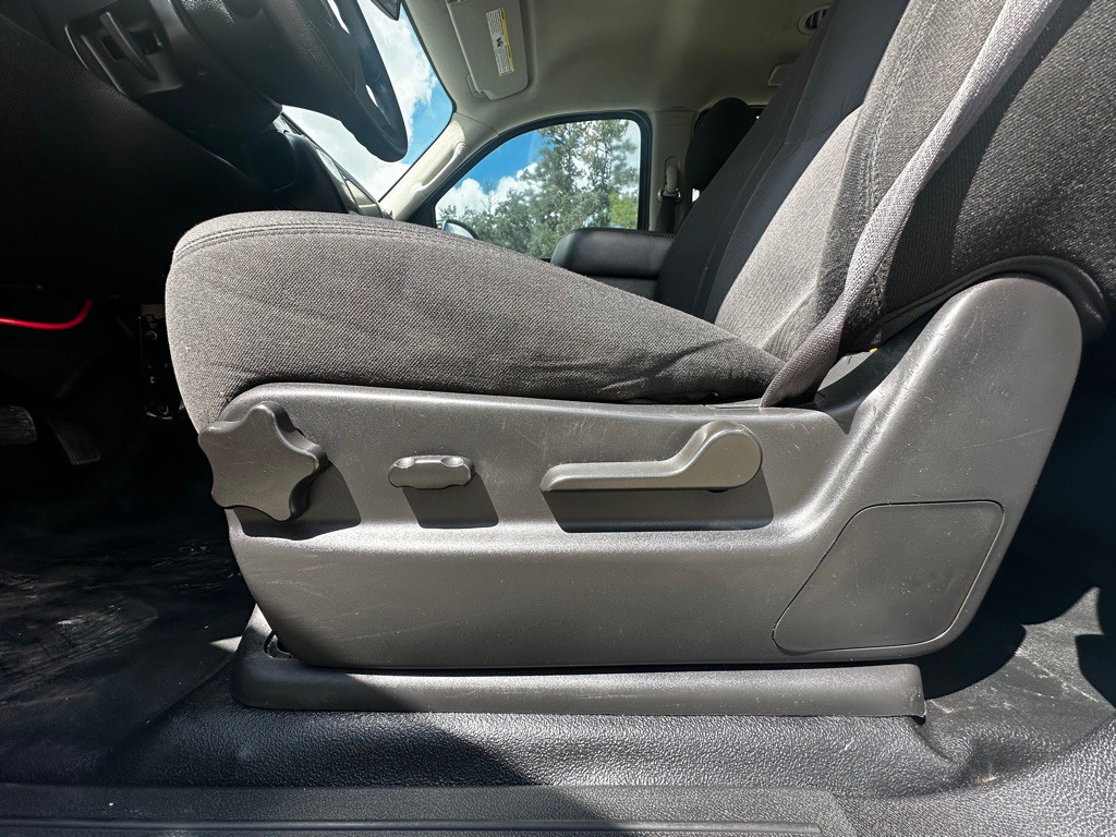 2013 Chevrolet Tahoe Image 15