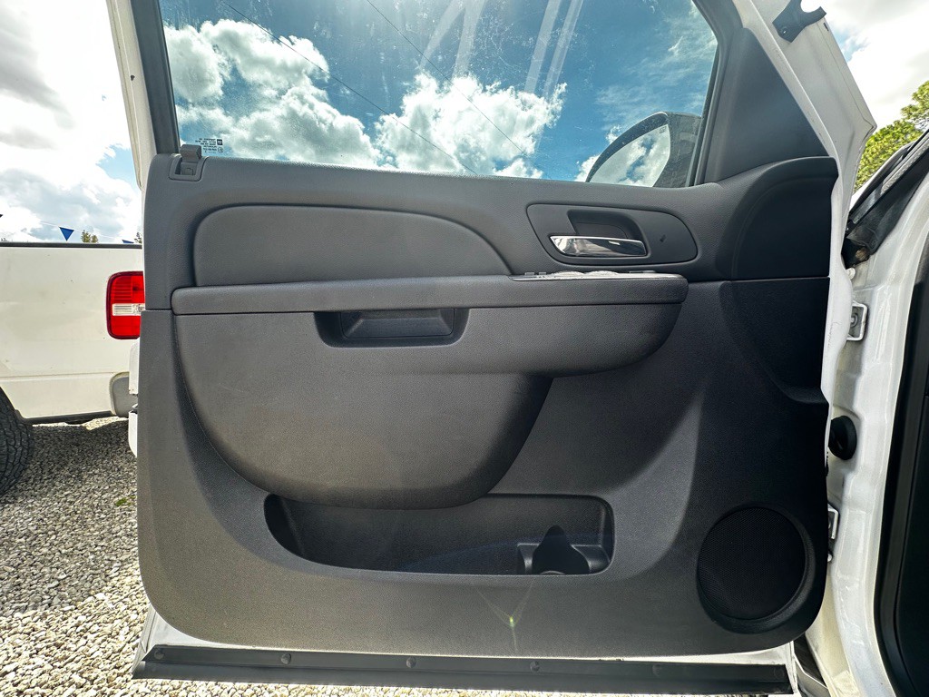 2013 Chevrolet Tahoe Image 18