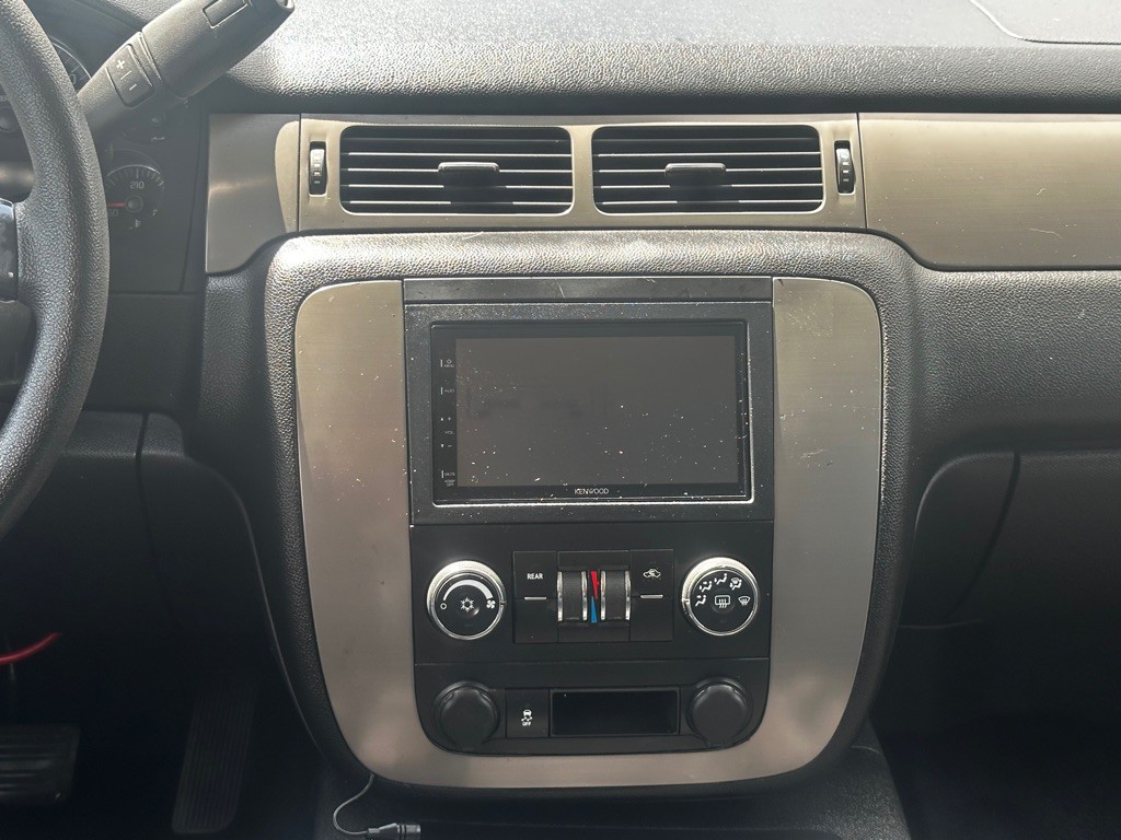 2013 Chevrolet Tahoe Image 24