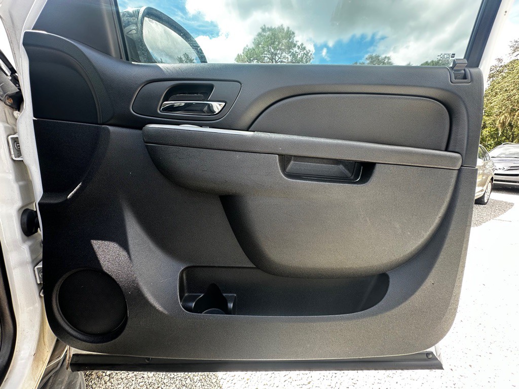 2013 Chevrolet Tahoe Image 33