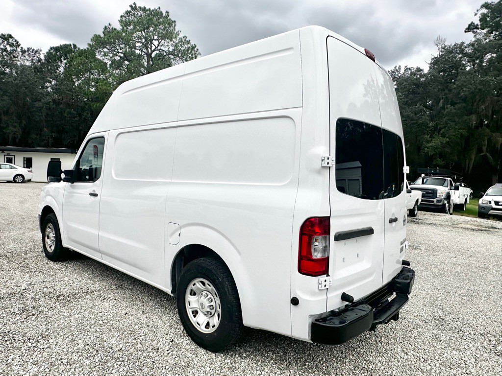 2013 Nissan NV Image 5