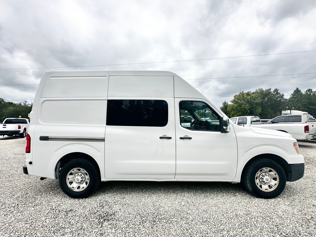 2013 Nissan NV Image 8