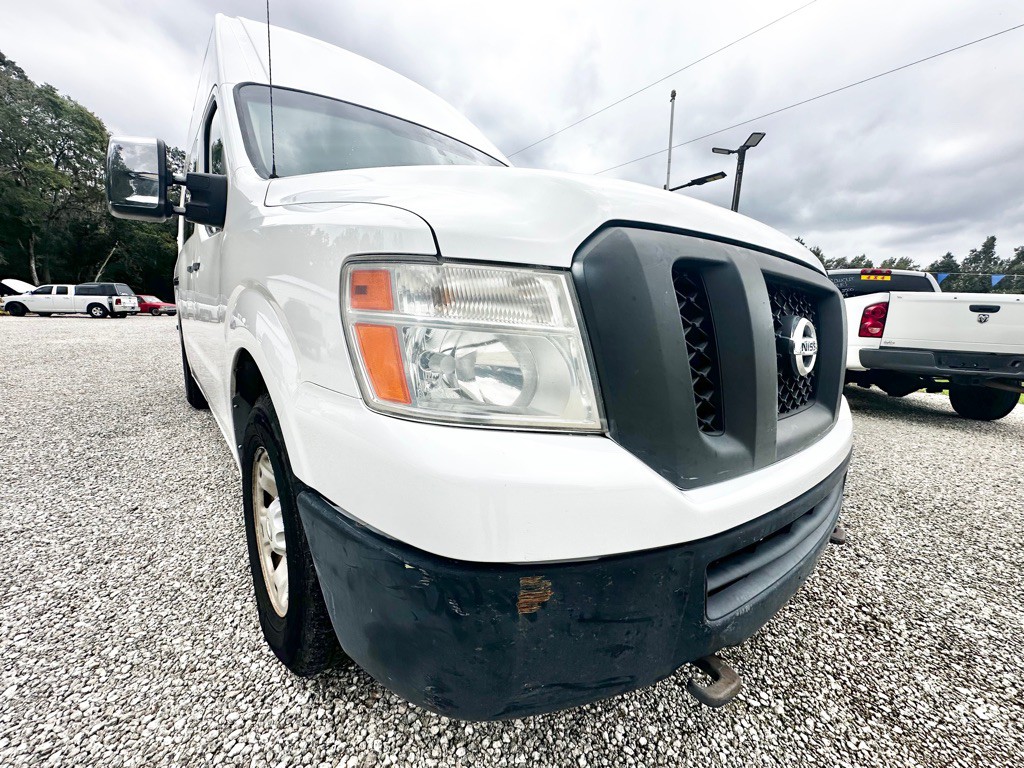 2013 Nissan NV Image 13