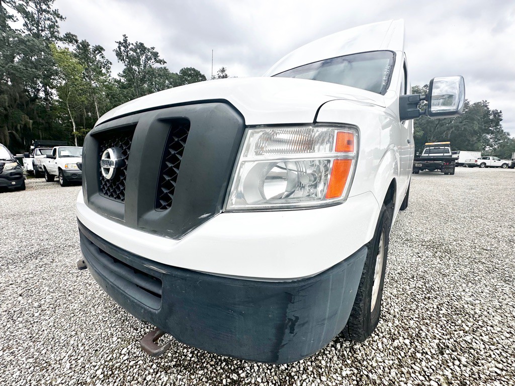 2013 Nissan NV Image 14