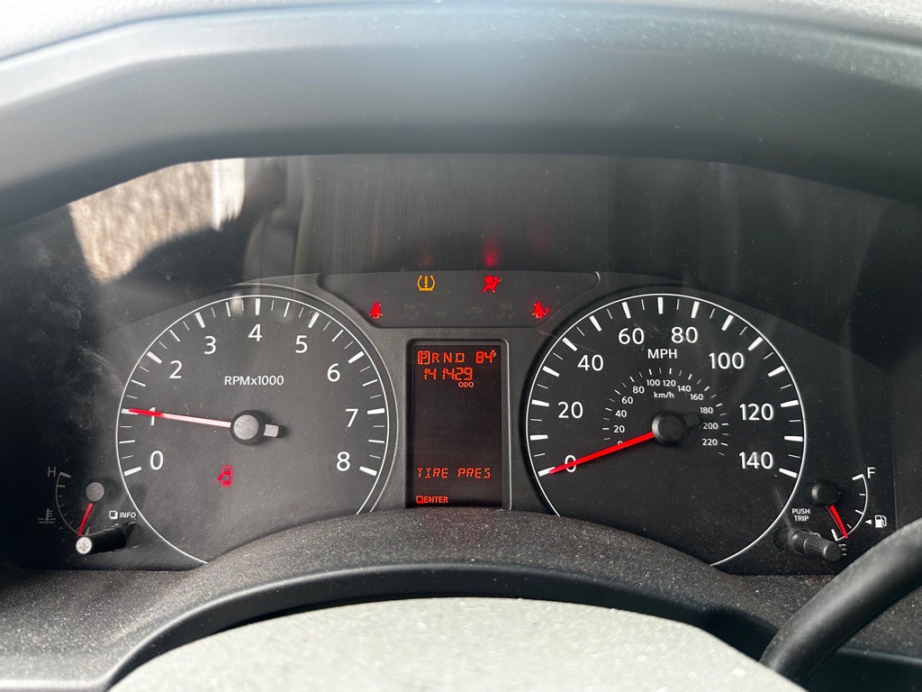 2013 Nissan NV Image 22