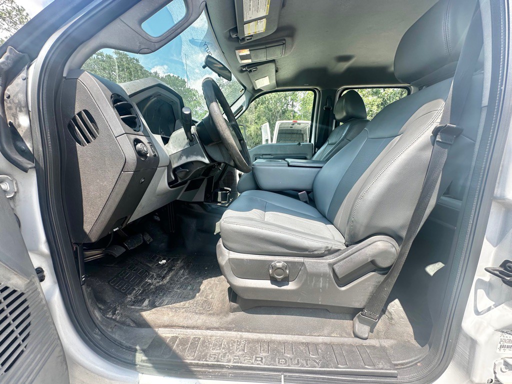 2013 Ford F-250 Image 24