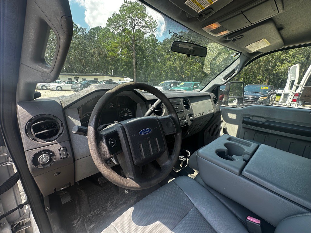 2013 Ford F-250 Image 29