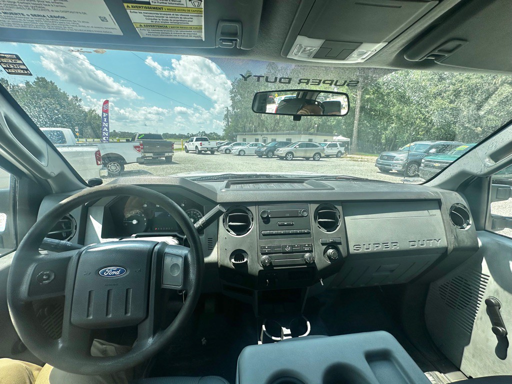 2013 Ford F-250 Image 32