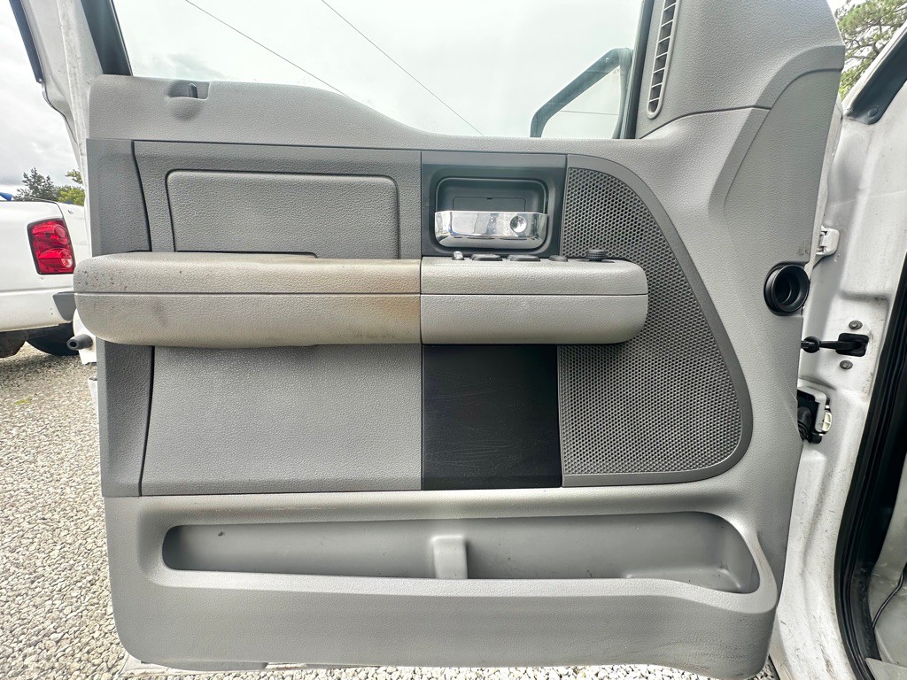 2006 Ford F-150 Image 27
