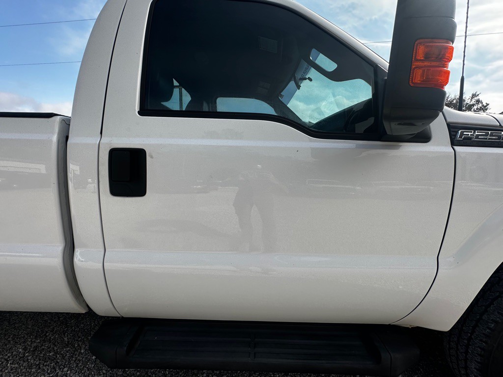 2015 Ford F-250 Image 15