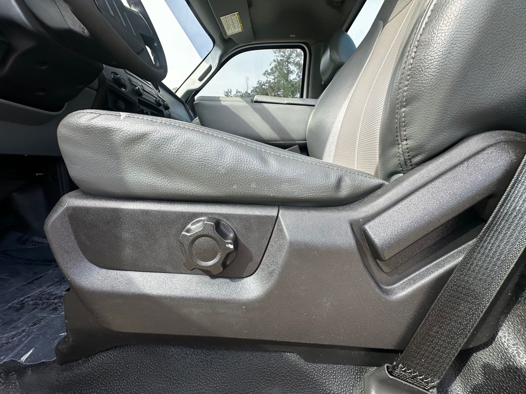 2015 Ford F-250 Image 18