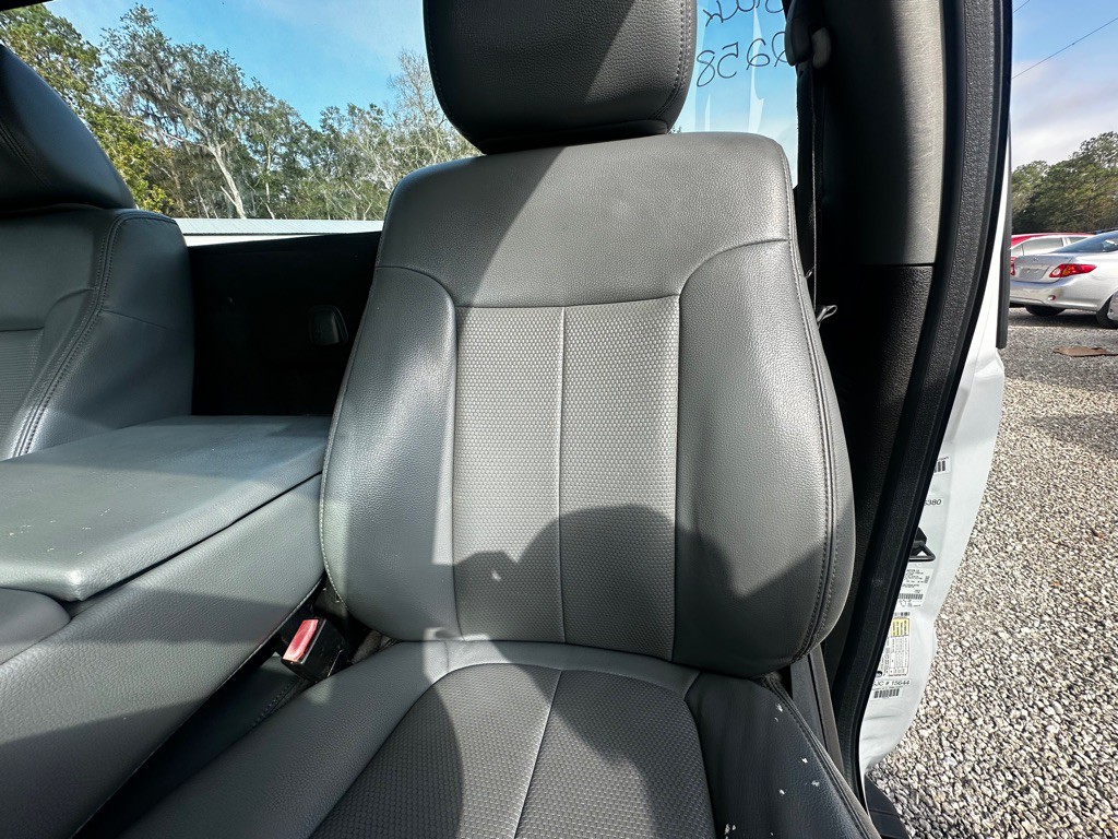 2015 Ford F-250 Image 20