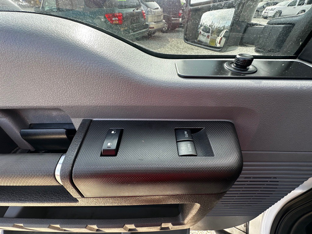2015 Ford F-250 Image 23