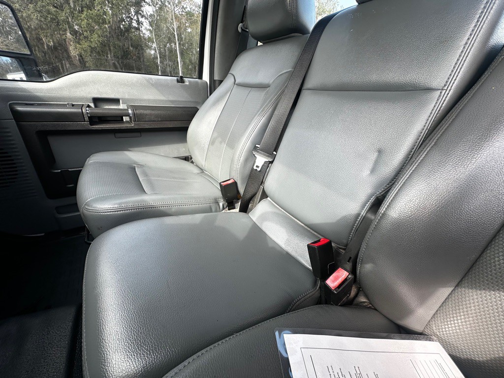 2015 Ford F-250 Image 31