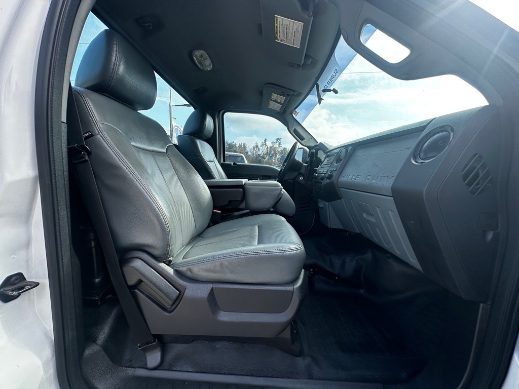 2015 Ford F-250 Image 32