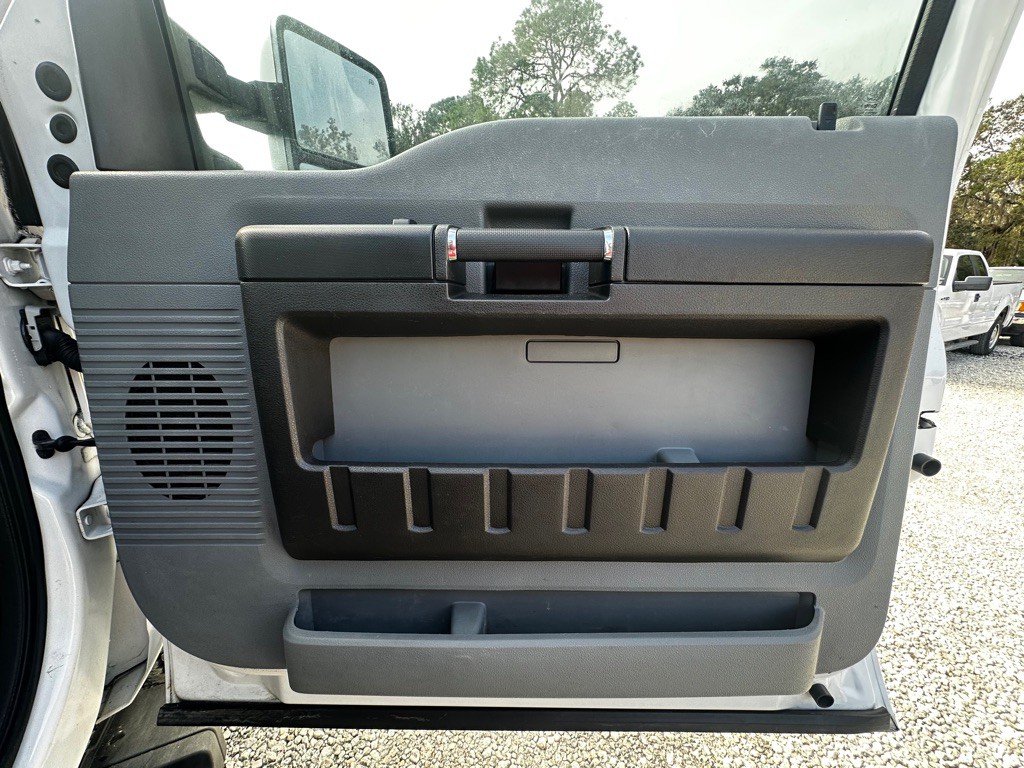 2015 Ford F-250 Image 37