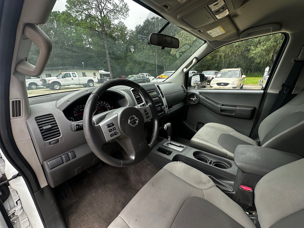 2014 Nissan Xterra Image 25