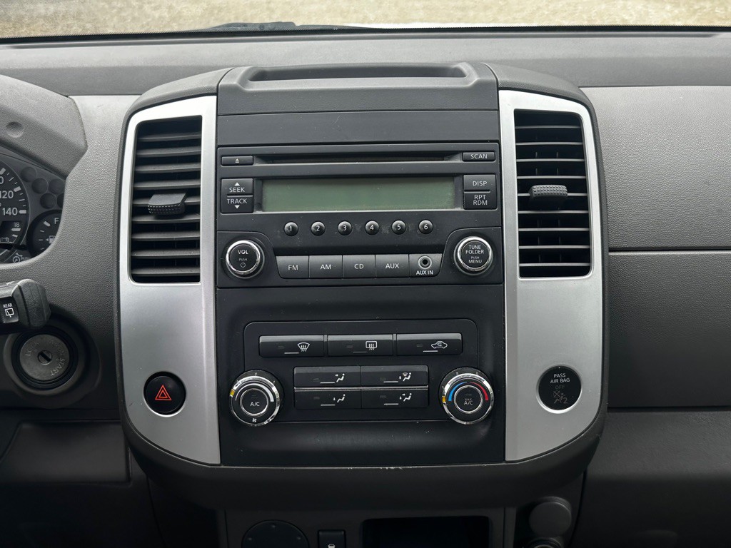 2014 Nissan Xterra Image 30